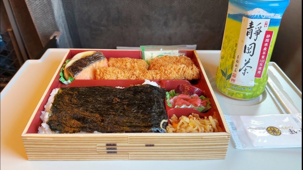 Japan Travel | Ekiben on the SHINKANSEN Train