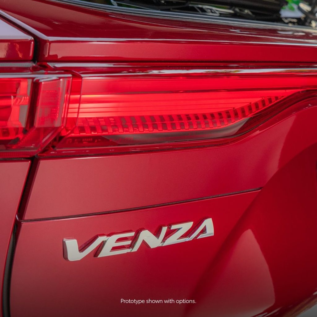 The Toyota #Venza is here to raise the bar for the SUVs. #LetsGoPlaces...