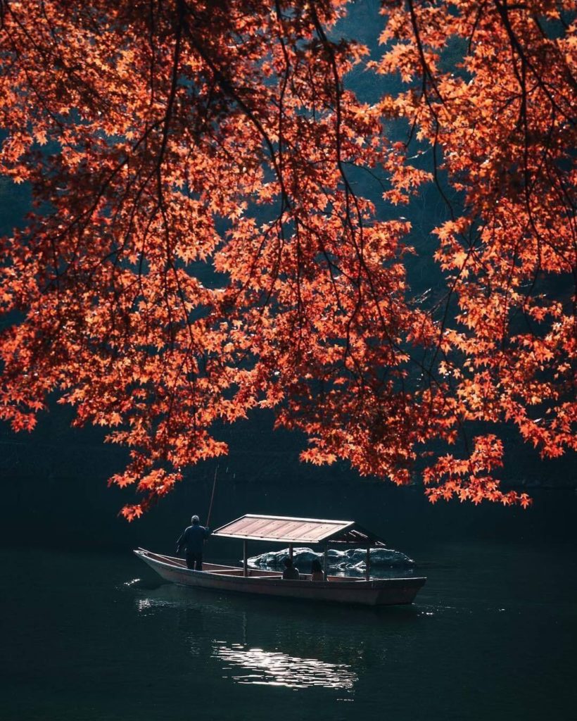 Visit Japan: The Hozu River boat cruise is a 2-hour long tour along a 10-mile stretch of Hozu… The Hozu River boat cruise is a 2-hour long tour along a 10-mile stretch of Hozu...