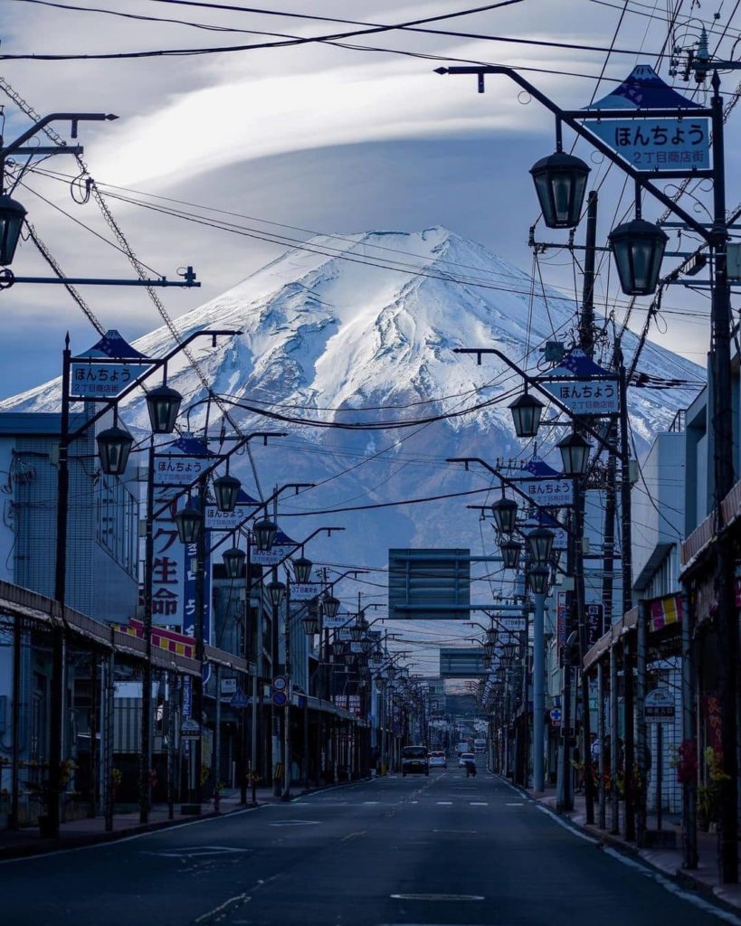 Let's play a game of compare and contrast! The first photo is the iconic Mount F...