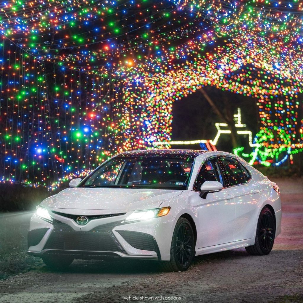 A drive to dazzle this holiday.  #Camry #HappyHolidays #LetsGoPlaces...