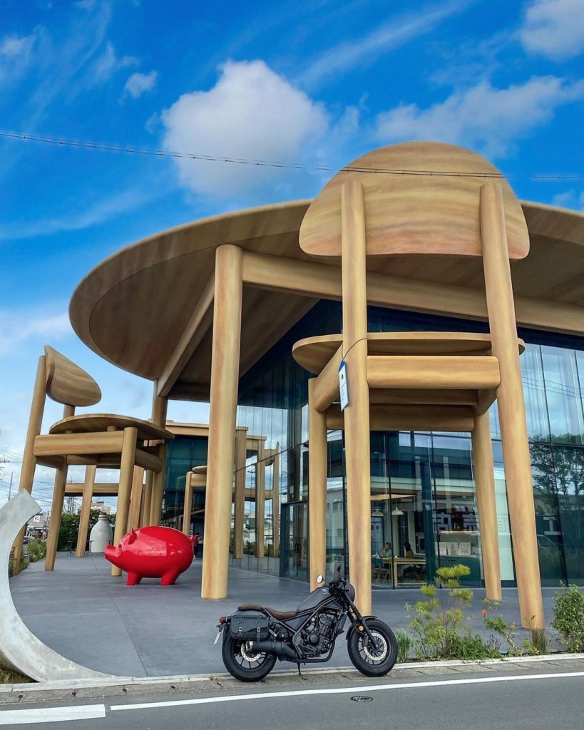 Visit Japan: Pull up a chair!  The new Sweets Bank complex in Hamamatsu City, Shizuoka Prefec… Pull up a chair!  The new Sweets Bank complex in Hamamatsu City, Shizuoka Prefec...