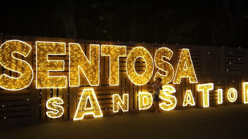 Sand Sculpture at Sentosa - Siloso beach