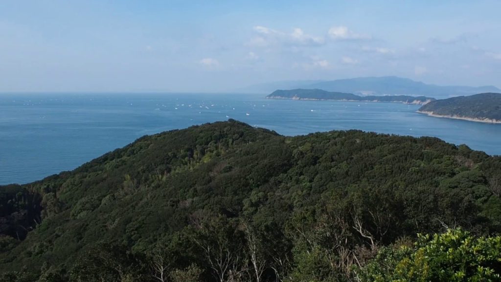 まさに息をのむ絶景！天空の超絶宿「休暇村 紀州加太」が今大人気│トラベルjp＜たびねす＞