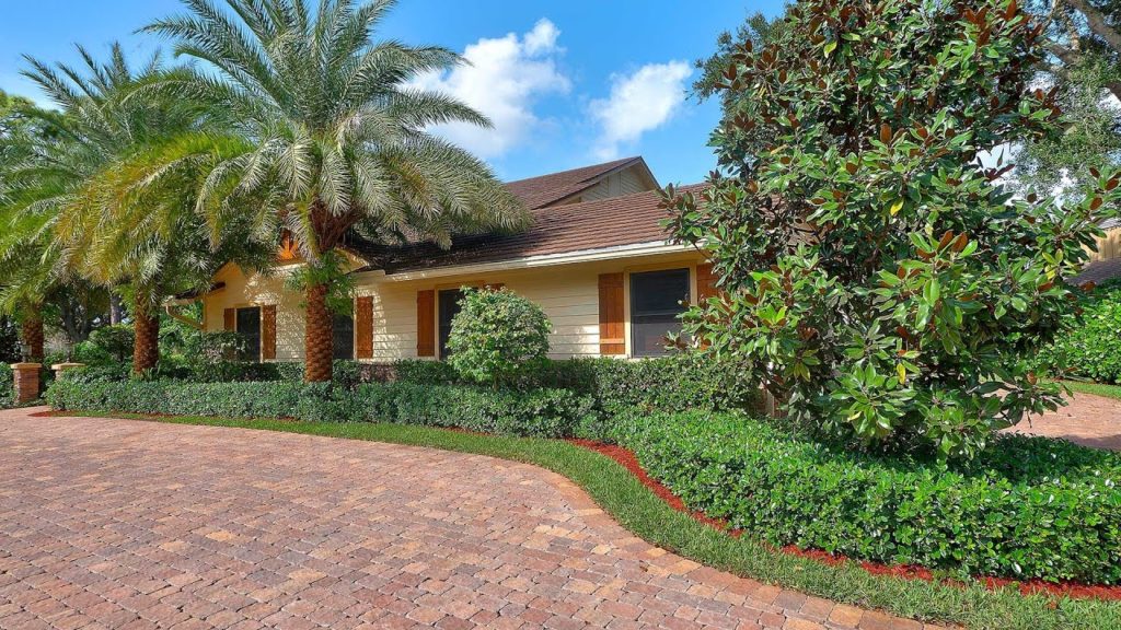 19567 Trails End Ter  -  4K Video