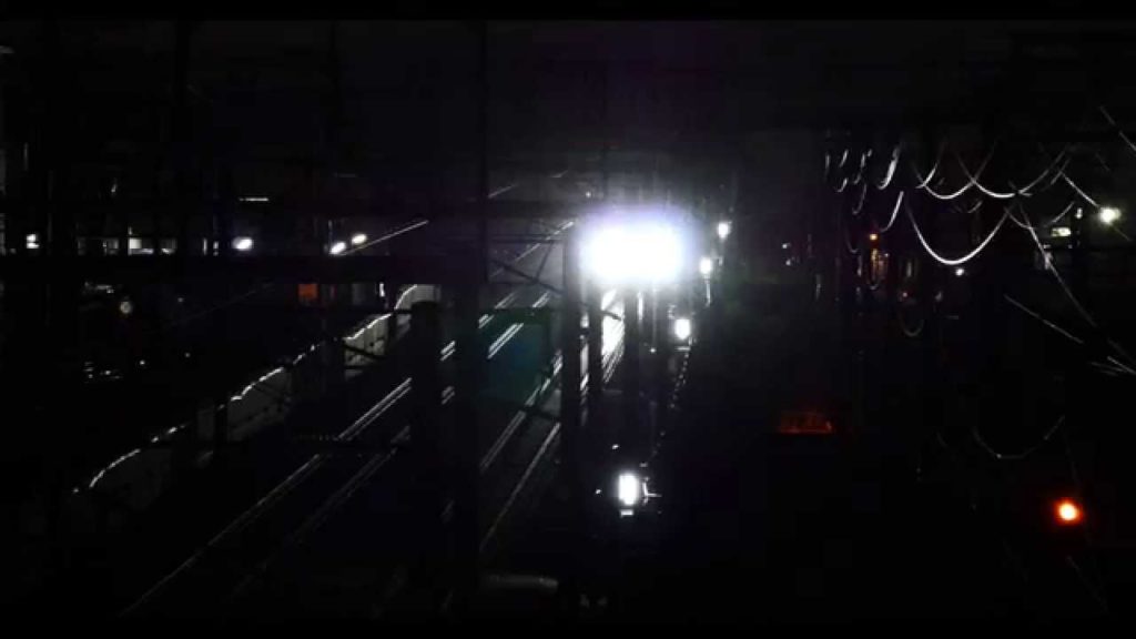 Night Riding the Shinkansen Bullet Train on the Tokaido Line, Japan w/ Panasonic Lumix GH4 in 4k