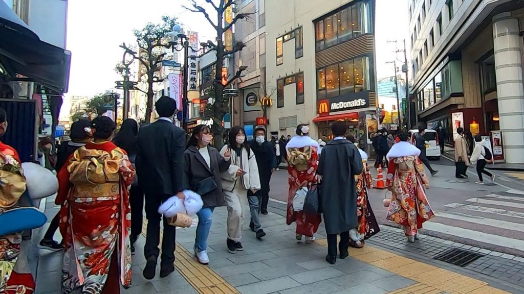 【成人式】若者で賑やかな柏駅周辺を散歩!【千葉県柏市】2022.01.09 【成人式】若者で賑やかな柏駅周辺を散歩!【千葉県柏市】2022.01.09