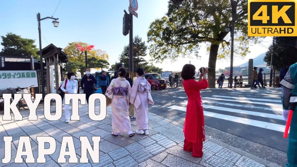 [4K 60fps] KYOTO JAPAN - ARASHIYAMA KYOTO Autumn Walking Tour Shopping Street November 2021 I 京都嵐山