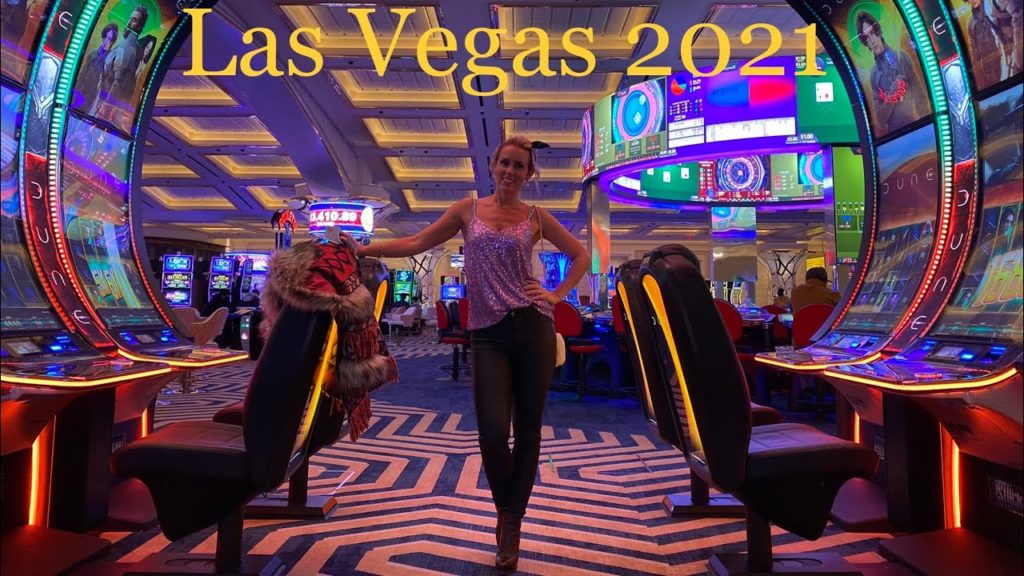 Resorts World walk through | Drinks and food @ Alle on 66 | Mandalay Bay