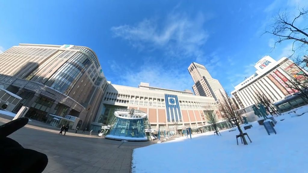 Visitons la Ville de Sapporo #1 La Station de train JR Tower  (english version coming soon)