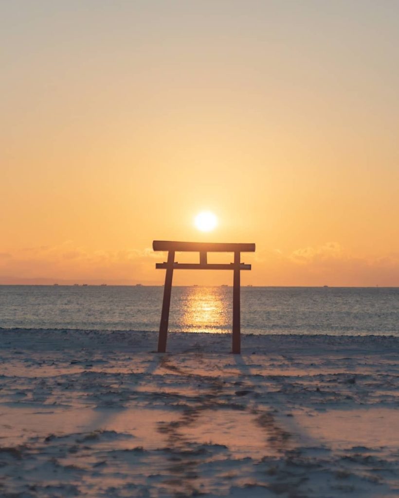Visit Japan: Have you ever seen nature and tradition lined up so superbly?
The white sandy b… Have you ever seen nature and tradition lined up so superbly?
The white sandy b...