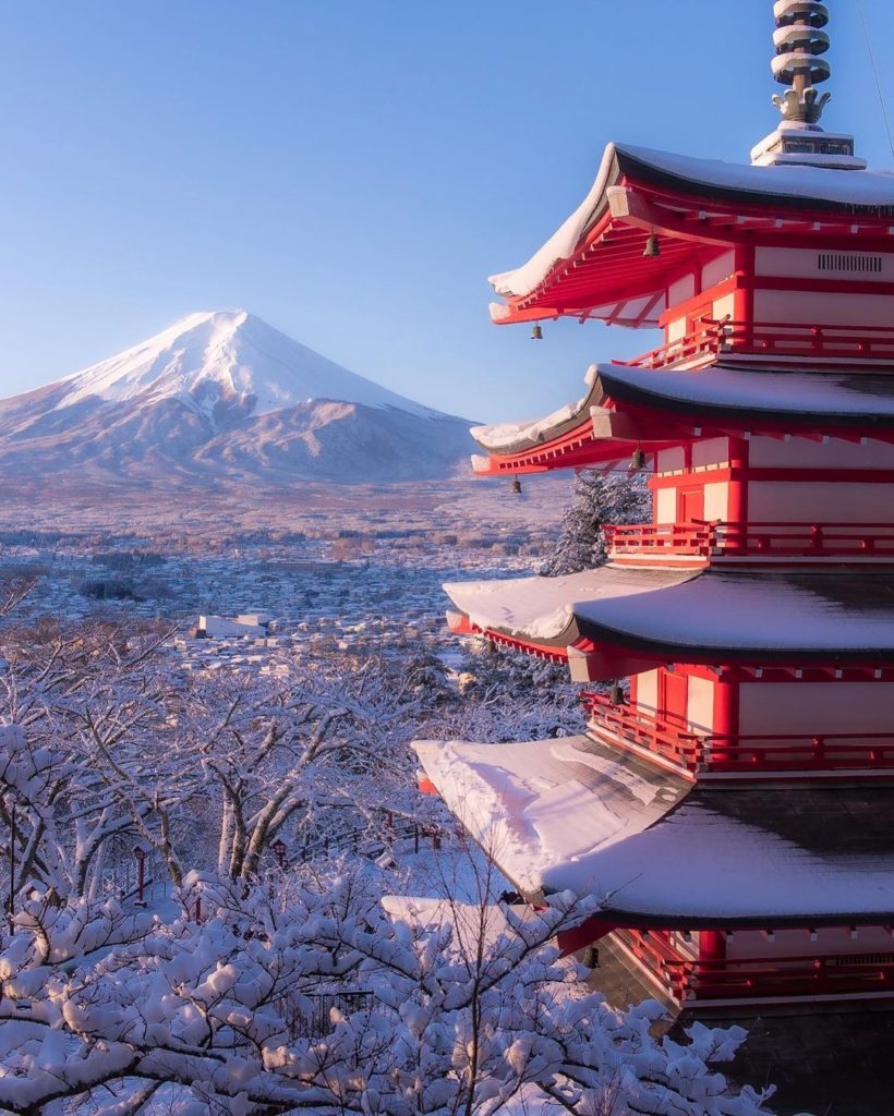 New Year, great view, here's to 2022!  Happy New Year from all of us in Japan! ...