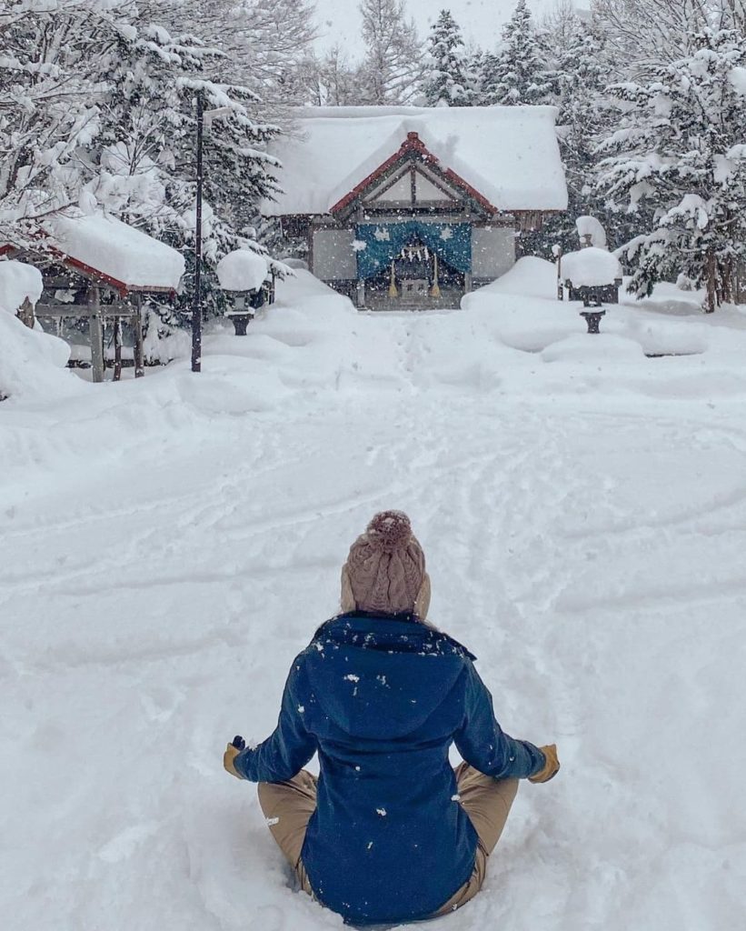 Japan Travel: @theglobalvacationist was surrounded by snow on her first shrine visit of the ye… @theglobalvacationist was surrounded by snow on her first shrine visit of the ye...