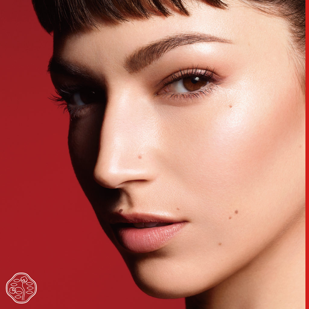 Awaken your inner hydration power like Ursula Corbero @ursulolita. NEW Essential...