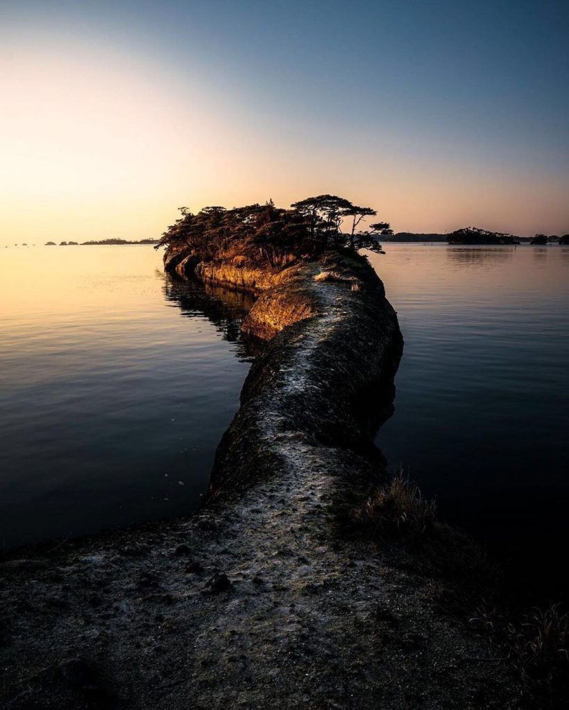 Uma-no-se is a beautiful little peninsula named for its resemblance to a horses ...