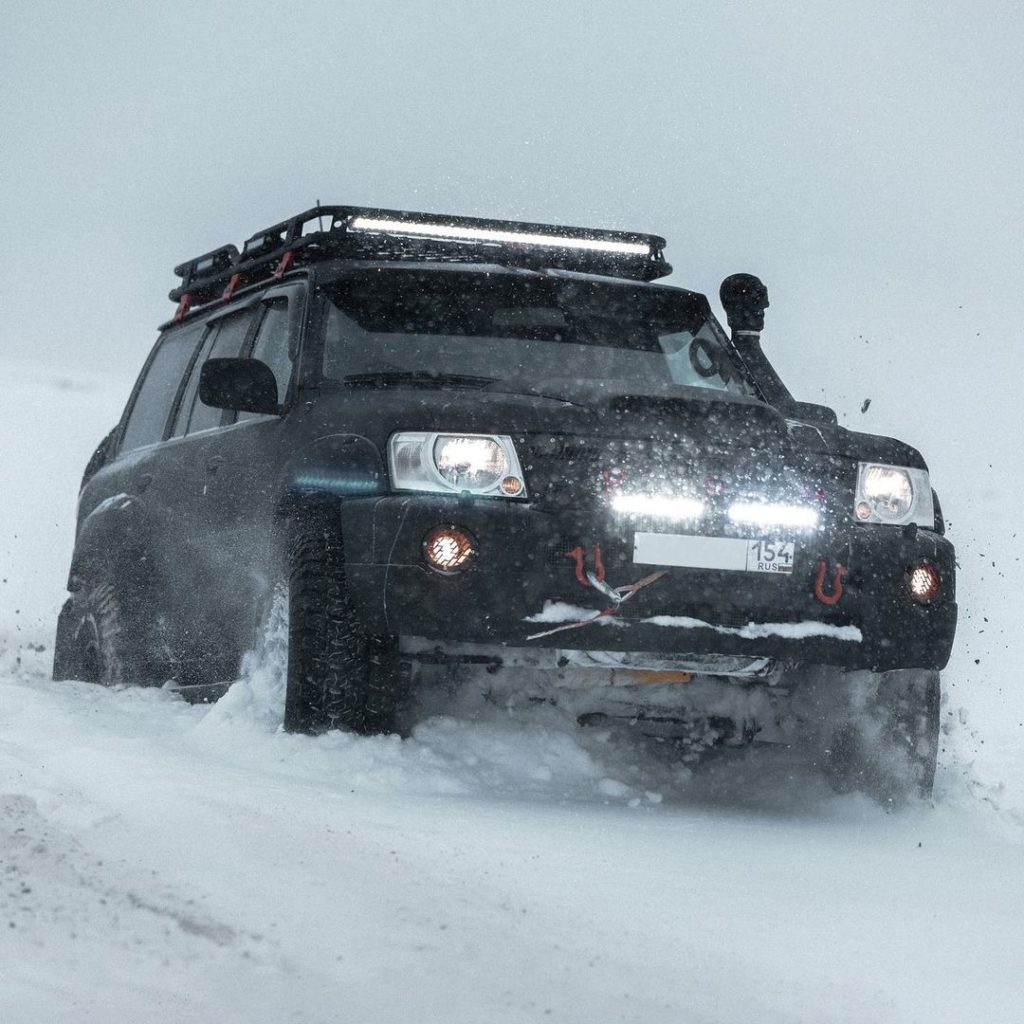 Power through any storm with the #NissanPatrol #Nissan 
: @bms_team...