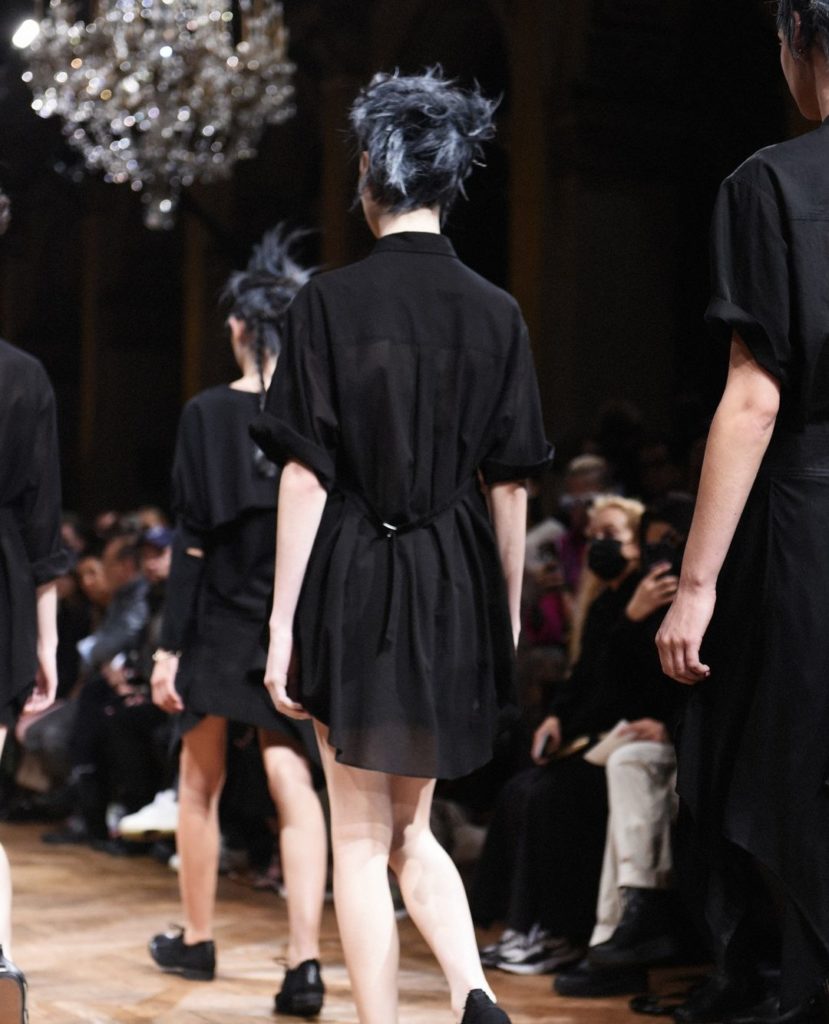 Yohji Yamamoto S/S2022 ⁠
⁠
#YohjiYamamoto⁠
⁠
Available in store/Japan and online...