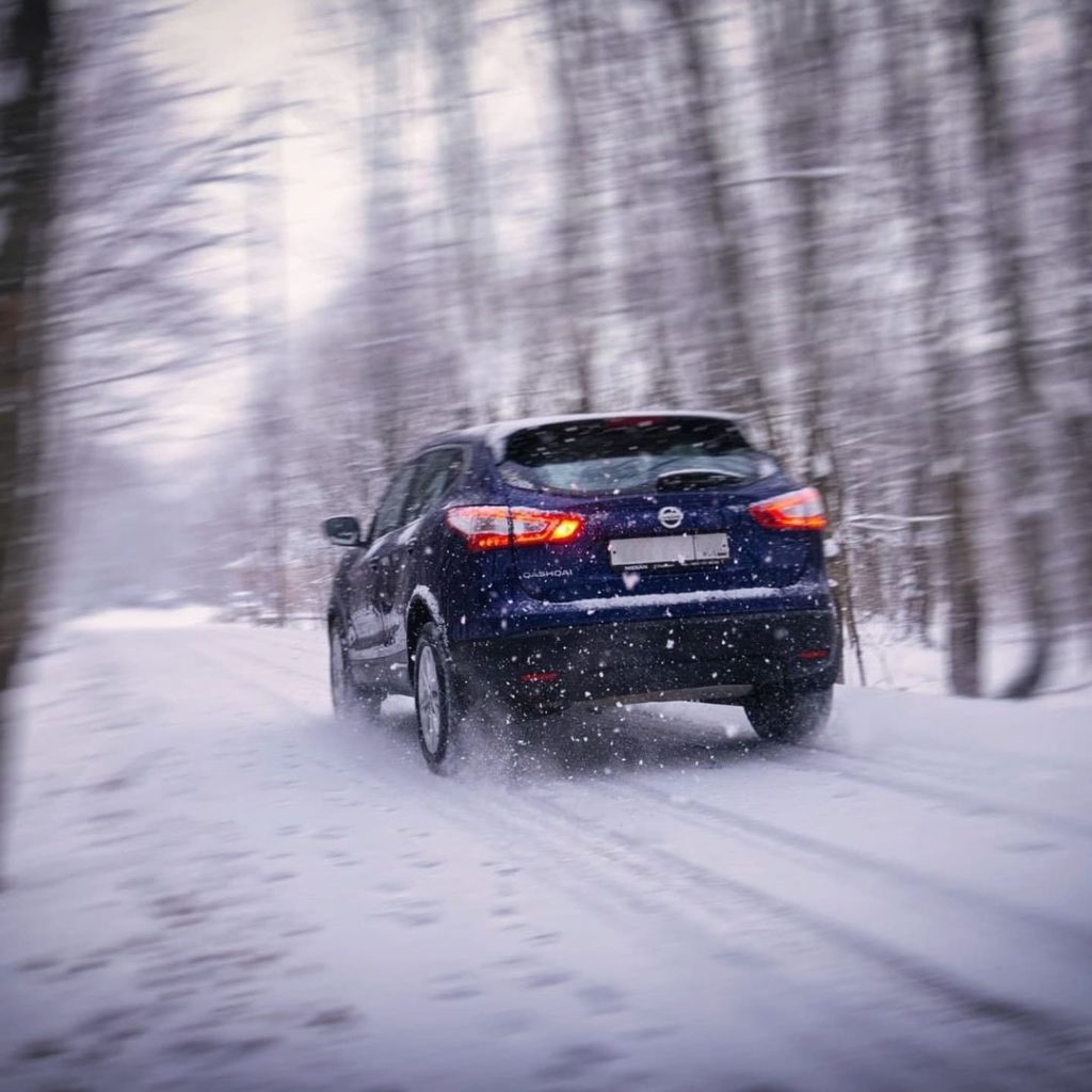 Dashing through the snow. #NissanQashqai
: @stingray.studios...