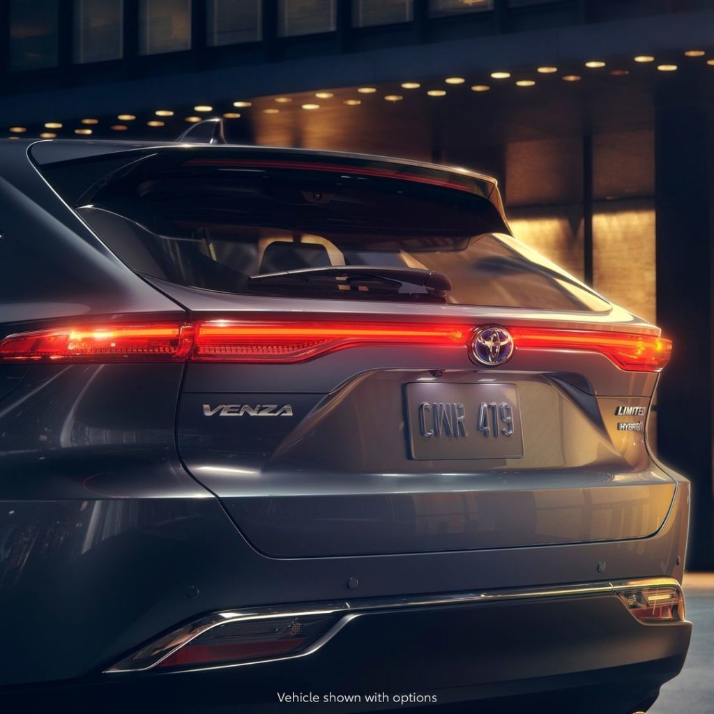 Light up the night.  #Venza #LetsGoPlaces...