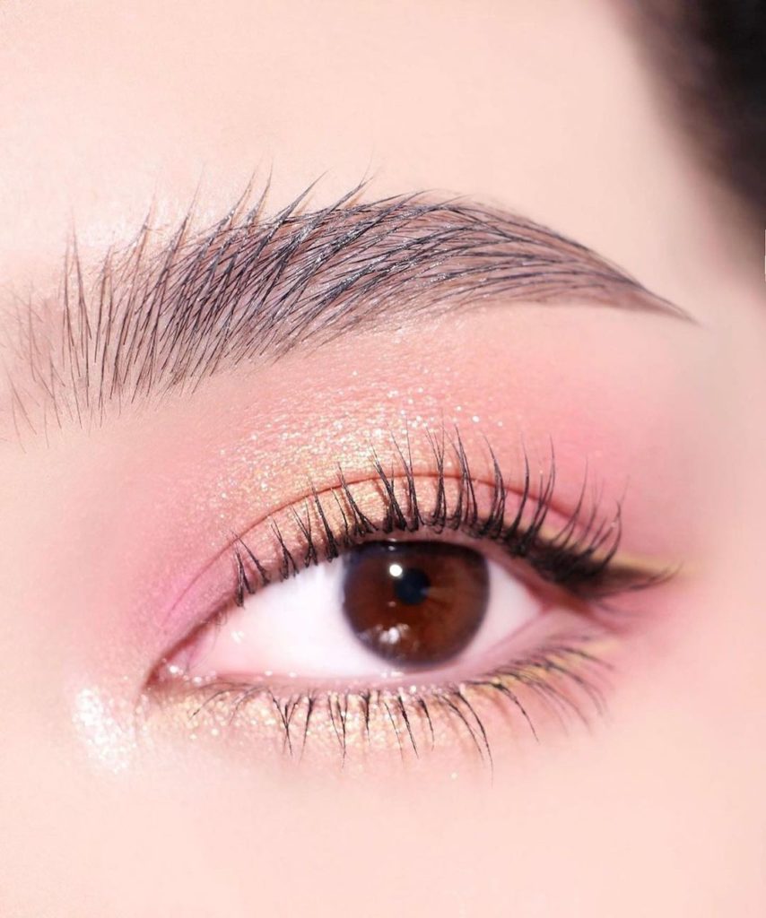 SHISEIDO: @oiloillkk mapped out your next lid look using MicroLiner Ink in Yellow and POP … @oiloillkk mapped out your next lid look using MicroLiner Ink in Yellow and POP ...