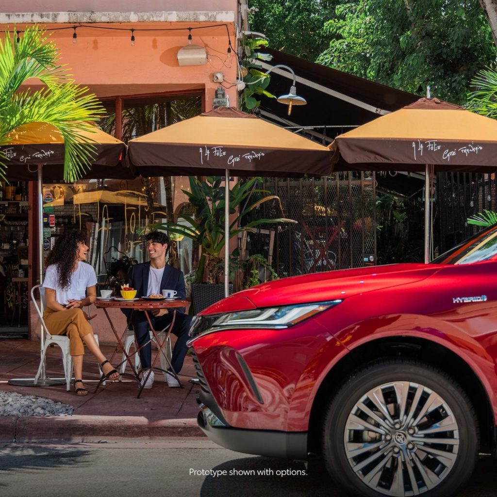 Redesigned to be best-in-class in fuel efficiency. Introducing the Toyota #Venza...