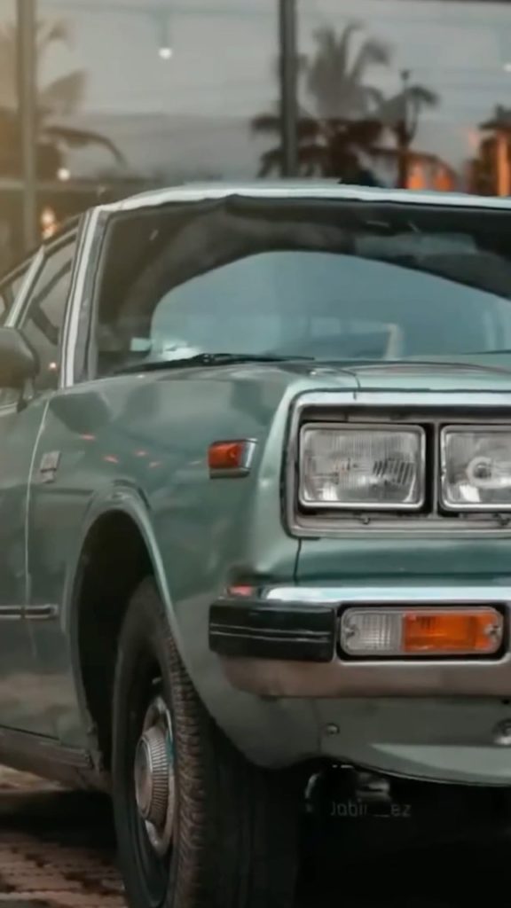 Who else loves a good throwback? #NissanLaurel #NissanDatsun
: @adelxmhd...