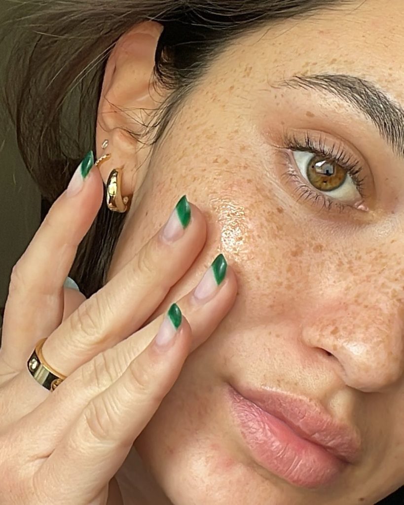 Our iconic serum is new and improved. Now packed with vital nutrients to boost r...