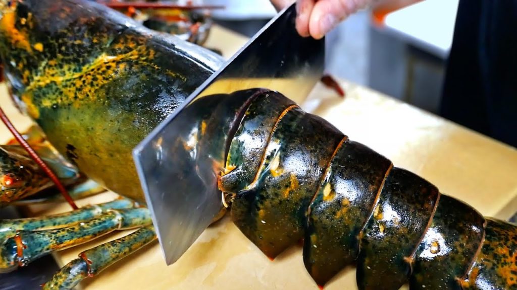 New York City Food - GIANT BLACK PEPPER LOBSTER Laut Seafood NYC