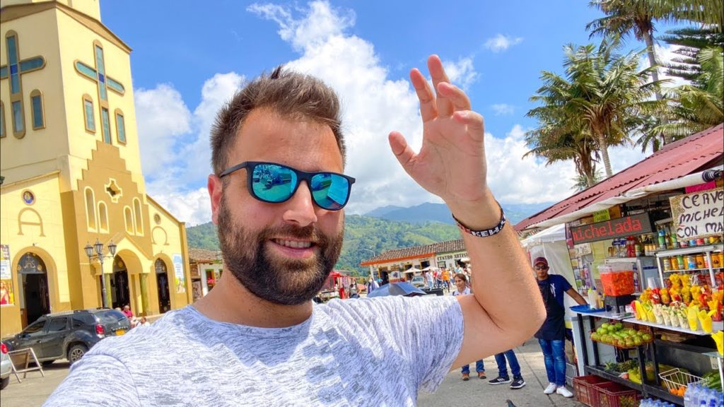 Live in Colombia 🇨🇴 Salento
