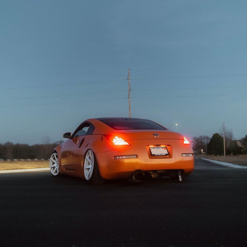 Nightrider. #nismo #Nissan #350z #PowerofZ
: @geesh.z @_edmtz_...