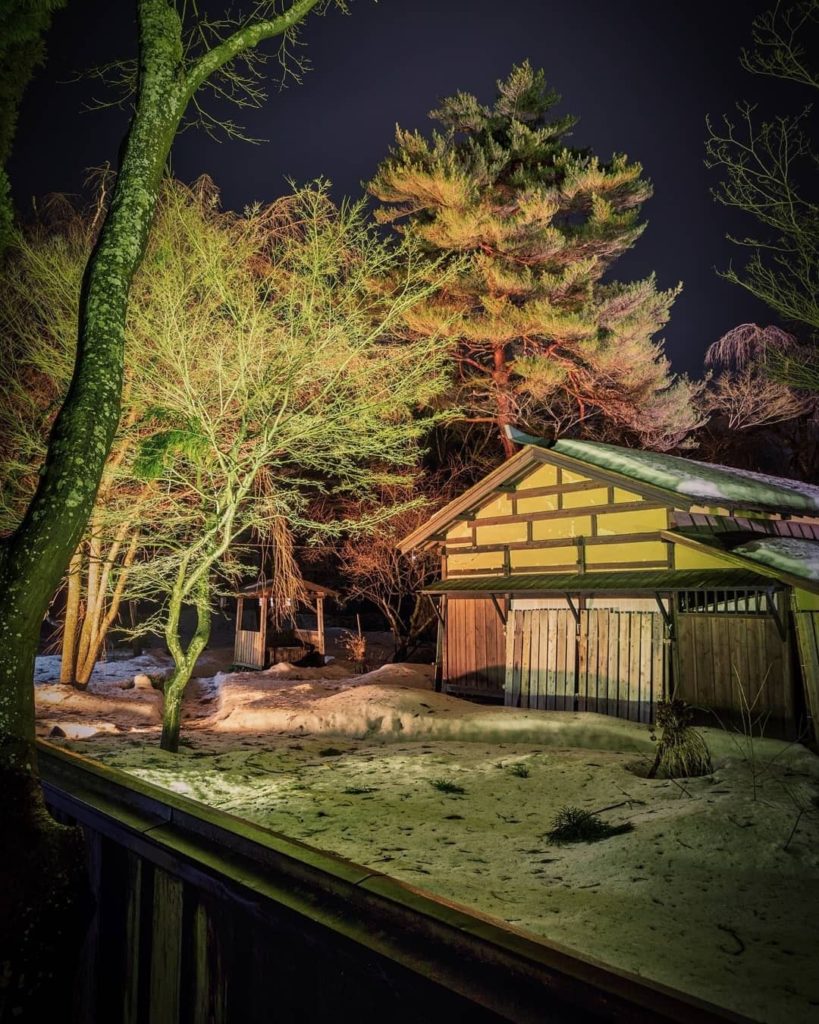 Visit Japan: Ever wanted to see how a Samurai lived?
Visitors to the Kakunodate Samurai Dist… Ever wanted to see how a Samurai lived?
Visitors to the Kakunodate Samurai Dist...