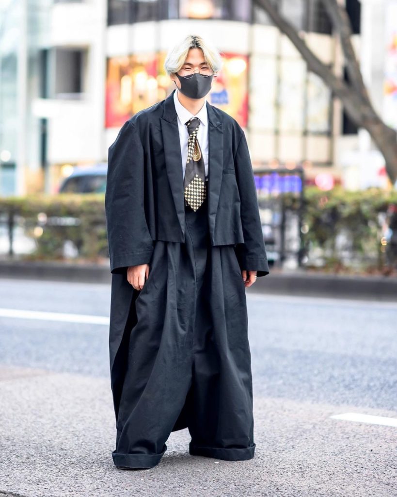 20-year-old Japanese student Ryo (@ryoryon226) on the street in Harajuku wearing...