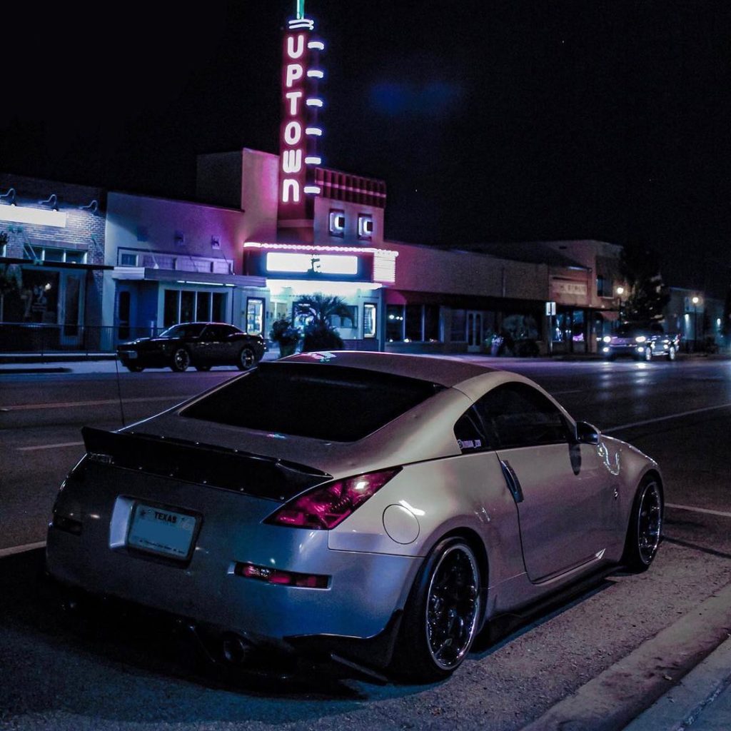 What do you think of the #NissanZ in silver? #PowerofZ #350z #Nissan
: @adrian_z...