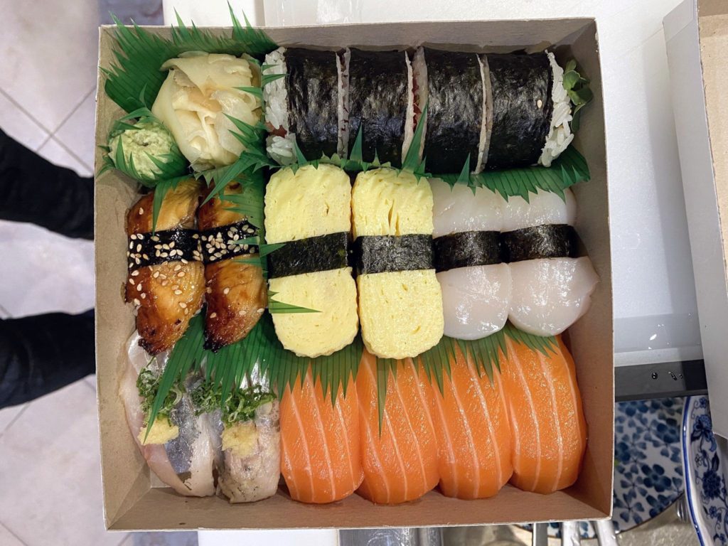Sushi takeout