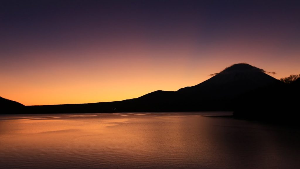 【Japan 1minute Travel Mt.FUJI Lake Motosu-ko】 富士山 本栖湖（2022年本栖湖からの日の出の映像）