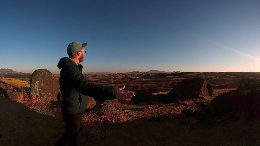 (360 °VR video) A virtual tour of Aso's wilderness with a guide! Kumamoto Prefecture_Aso_oshitoishi