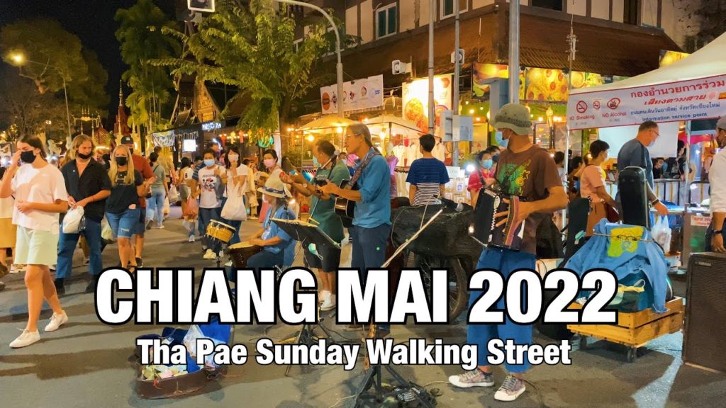 4K Sunday Walking Street Chiang Mai - Night Street Food & Shopping in Chiang Mai Thailand 🇹🇭