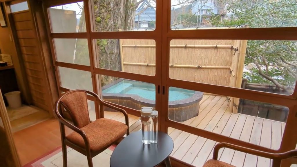 Okutsu Onsen, Okayama (岡山県奥津温泉) - OkutsuSo Ryokan (奥津荘) "Seikantei" (清間亭) detached villa room tour