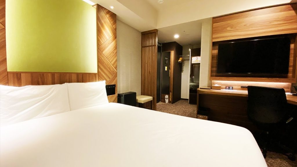 Staying at Japanese Strange Hotel 'Henn na Hotel' | State-of-the-art hotel | Sendai,Japan 🇯🇵