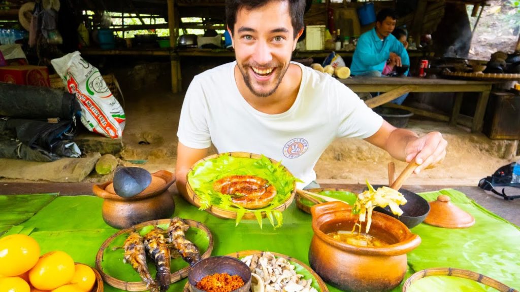 Jungle Food in Thailand!! Eating EXOTIC THAI FOOD Cooked by 73 Year-Old Grampa in Chiang Mai!