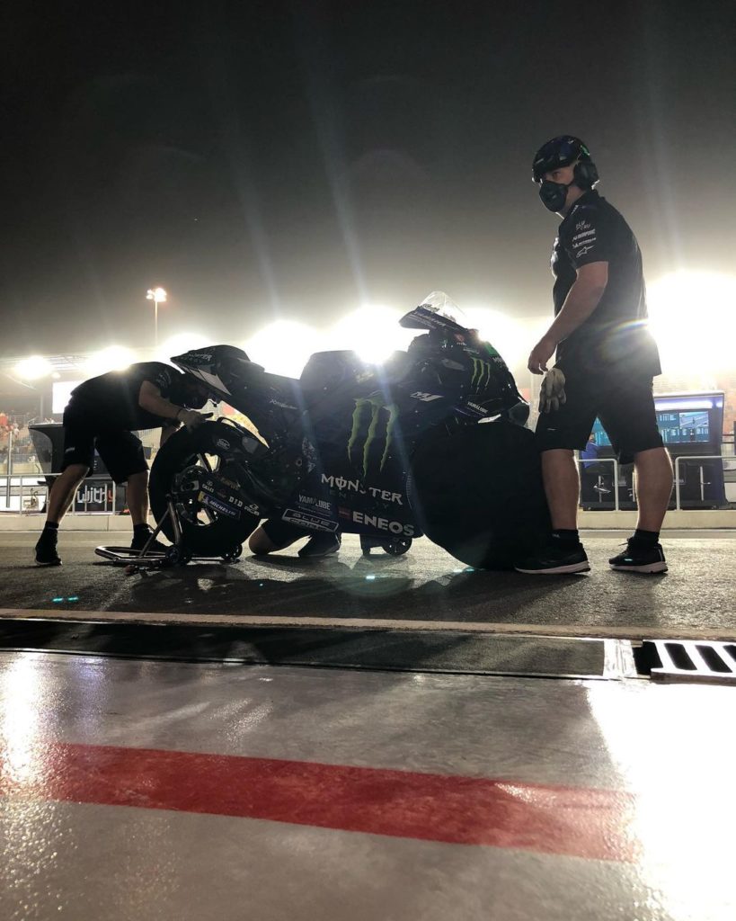 @losailcircuit, you do look beautiful  

#MonsterYamaha | #MotoGP | #QatarGP...