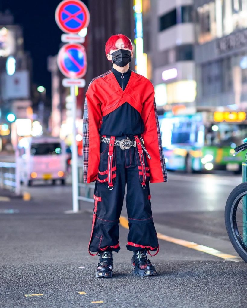 Tokyo Fashion: Japanese fashion boutique staffer Ryo (@timid_row) on the street in Harajuku. He… Japanese fashion boutique staffer Ryo (@timid_row) on the street in Harajuku. He...