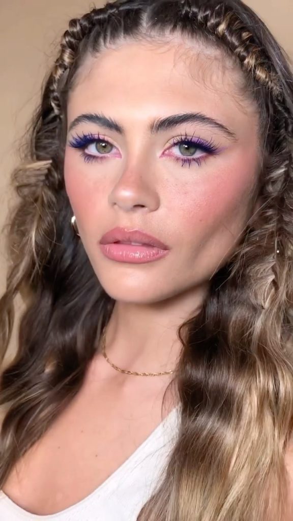 SHISEIDO: Color on color on color. To create this eye-catching look, @jojomartistry used S… Color on color on color. To create this eye-catching look, @jojomartistry used S...