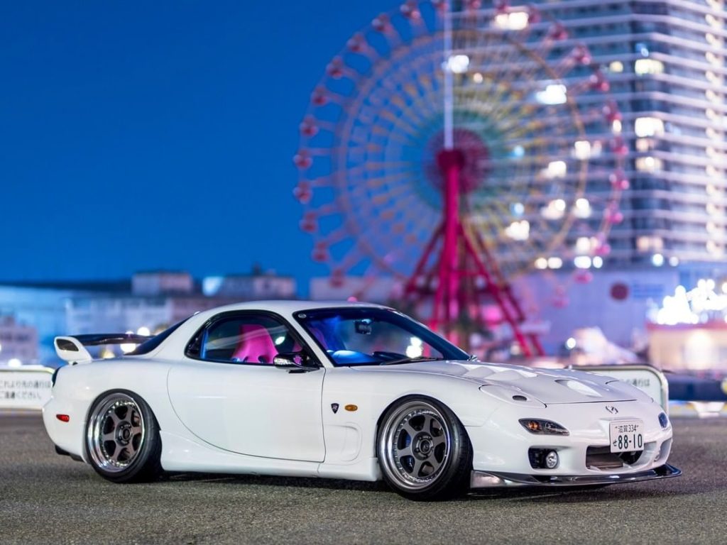 【スポーツカー賞】
2人目はこの方！  まかお 様  おめでとうございます！  当初部門賞は各1名ずつ受賞の予定でしたが、クオリティの高い写真ばかりで急遽受賞枠...