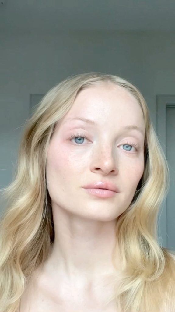 SHISEIDO: Reach new heights like @walker_ash, who pairs our iconic Eyelash Curler with Ful… Reach new heights like @walker_ash, who pairs our iconic Eyelash Curler with Ful...