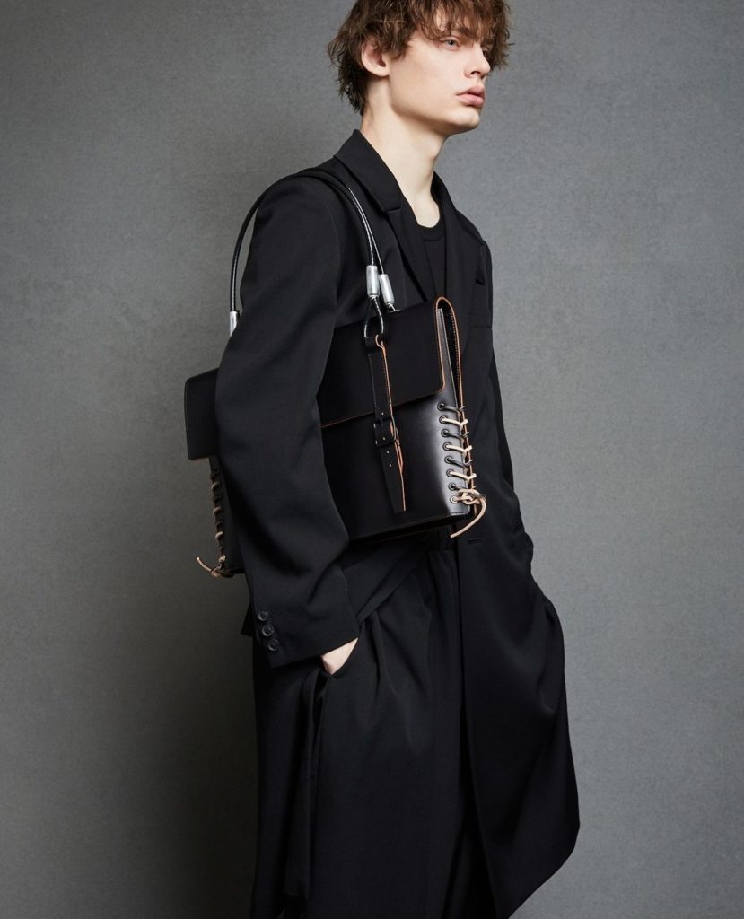 Yohji Yamamoto × PORTER ⁠
TSUPPARI BAG⁠
⁠
Limited collection available March 30 ...