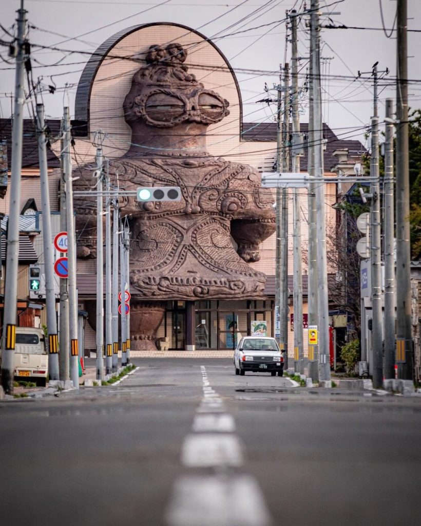 Visit Japan: Do you know the name of this enormous statue?
Seen in a distance is a Dogu stat… Do you know the name of this enormous statue?
Seen in a distance is a Dogu stat...