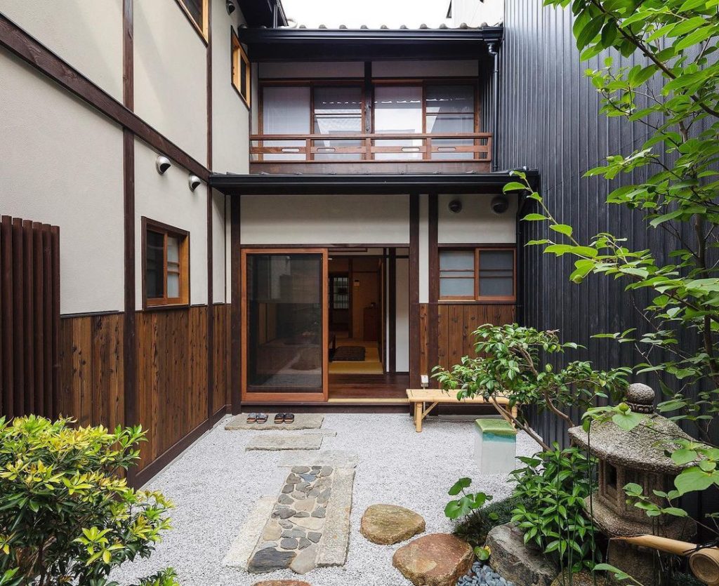 Experience life as a local with a stay at Garaku-an, a machiya (traditional Japa...