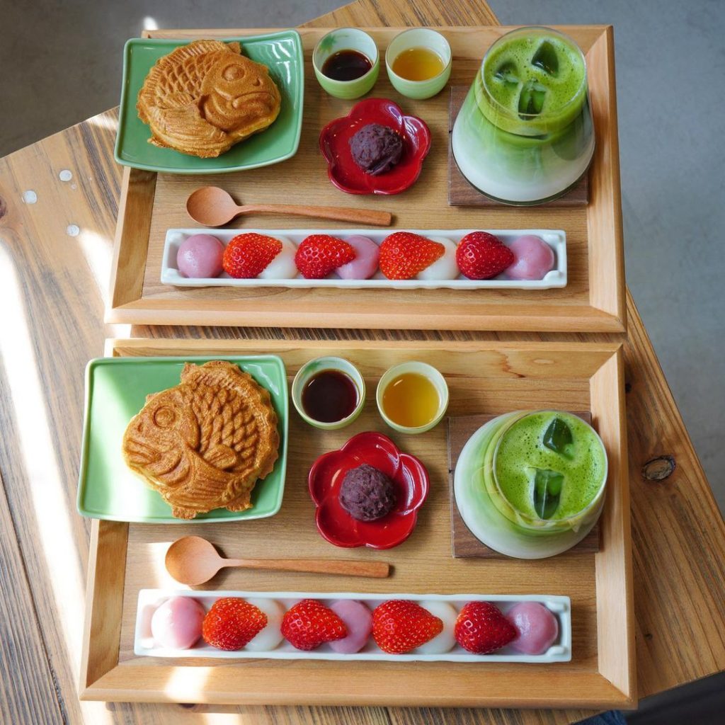 Late winter to early spring is the best season for strawberries in Japan and wha...