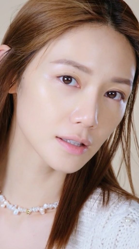 SHISEIDO: @misselvani proves that a soft and subtle look can still make a major statement…. @misselvani proves that a soft and subtle look can still make a major statement....